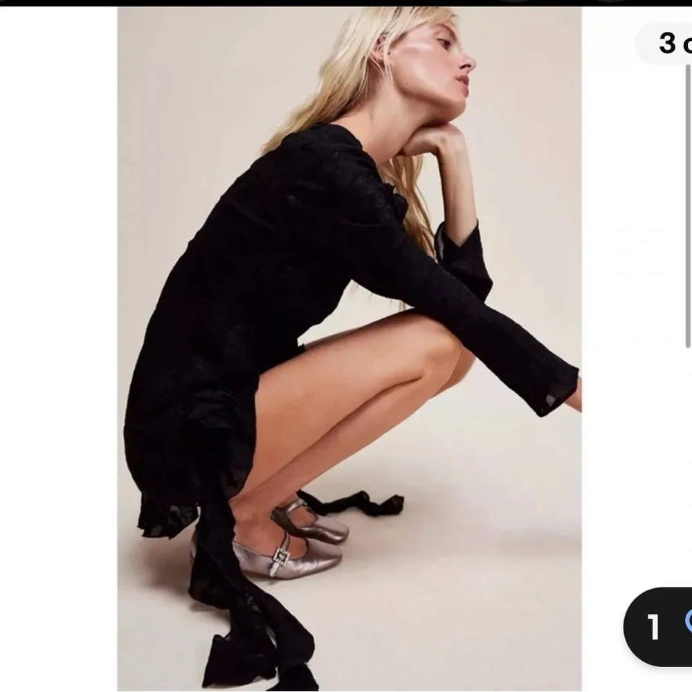 Delfi Kira Mini Black Dress - Picture 2 of 3